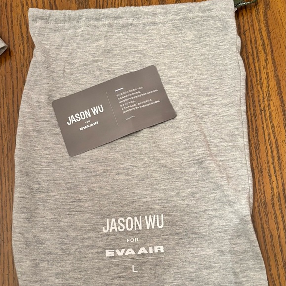 Jason Wu pajamas for EVA air Business class size L - Picture 3 of 3